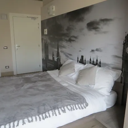 Seven Hotel 2*