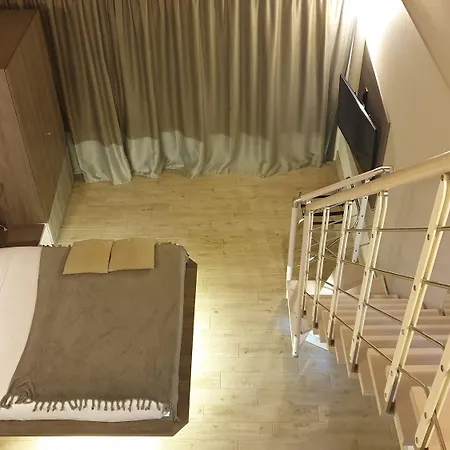 Seven 2* Милан