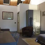 Seven Hotel