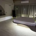 Hotel Seven